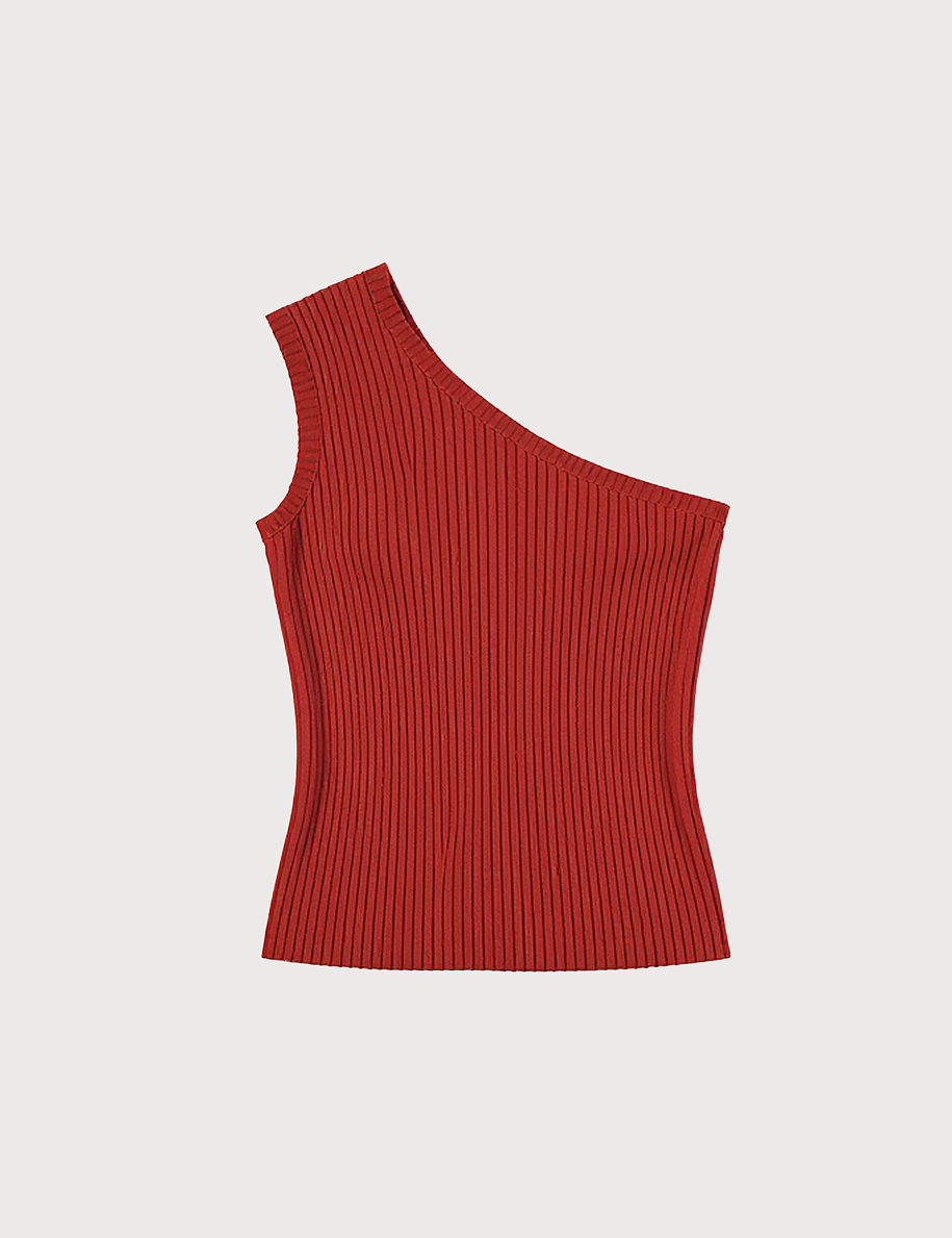 Knit asymmetrical top in maroon