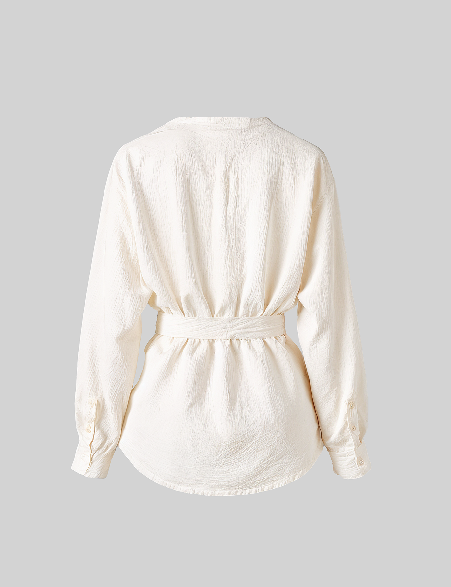 Wrap blouse in ivory
