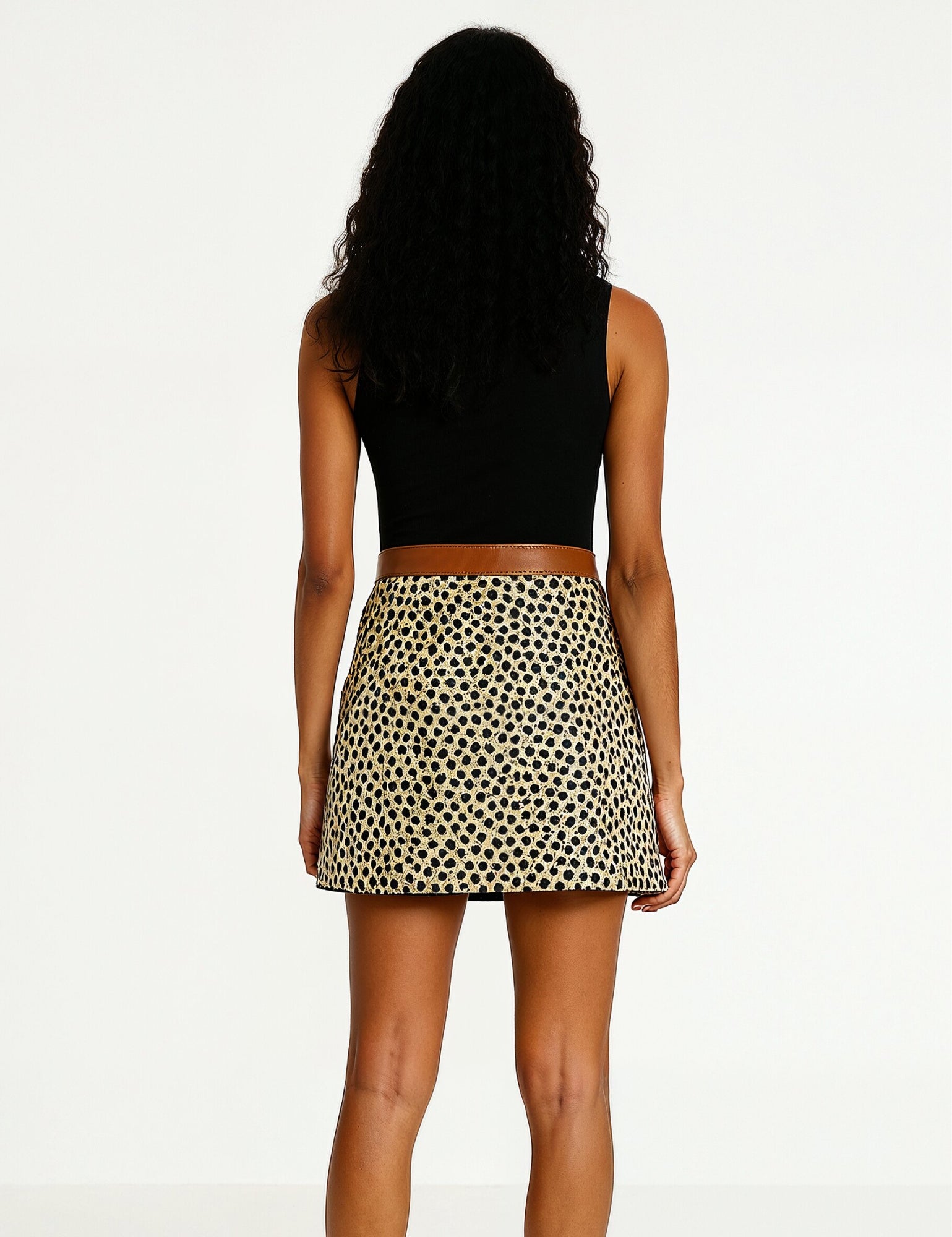 Polka dot mini in beige